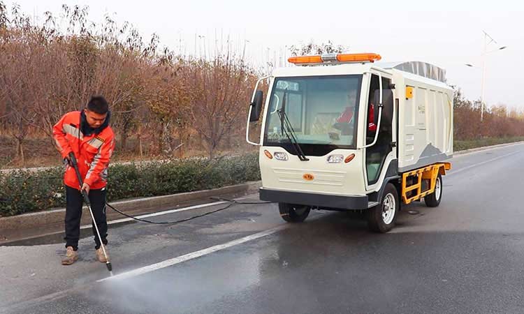 環衛樹葉收集車