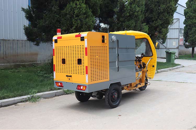 小廣告高壓清洗車 人行道高壓沖洗車