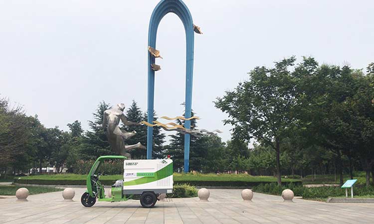 三輪高壓清洗車公園清潔作業 電動三輪高壓清洗車