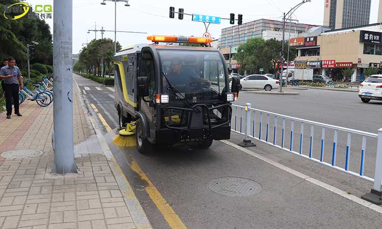 小型環衛洗掃車