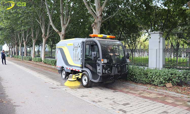 小型電動環衛洗掃車