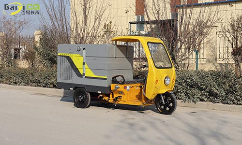 什么樣的三輪純電動高壓清洗車適合小區物業使用
