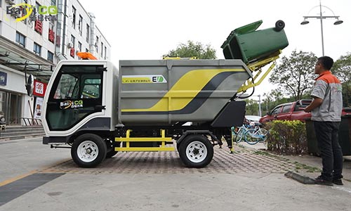 后裝式垃圾清運車解決小區垃圾運載難題