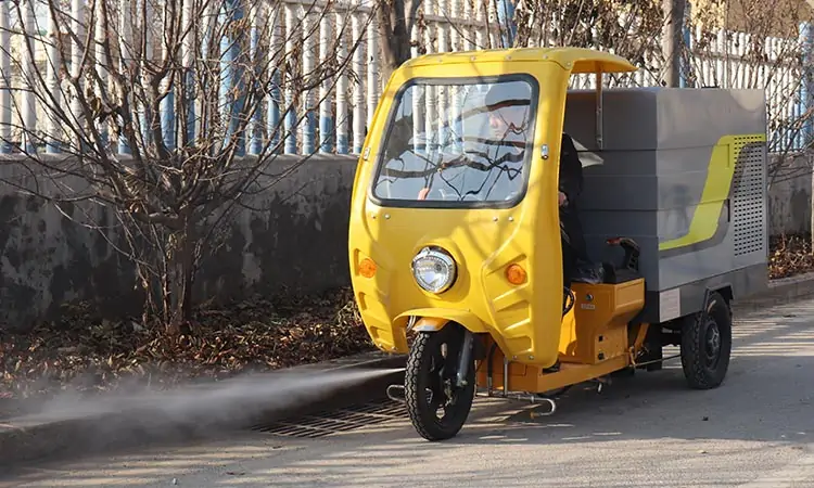 小型多功能三輪高壓清洗車BY-C7動(dòng)力系統(tǒng)