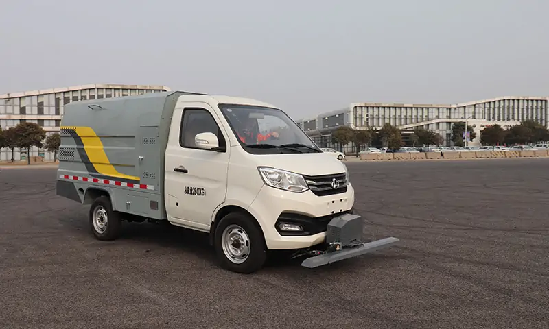 新品上市！新能源純電動道路養護車亮相！長安底盤可上牌，駕駛舒適，操作簡單！