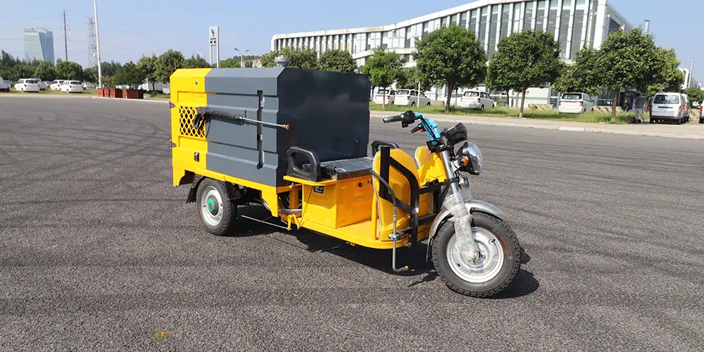 三輪高壓清洗車_小區高壓清洗車_物業小型高壓沖洗車_園區高壓清洗車