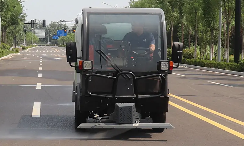 多功能高壓沖洗車：環衛利器的新選擇