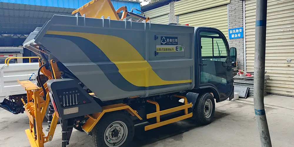 電動(dòng)環(huán)衛(wèi)垃圾車,電動(dòng)掛桶垃圾車,環(huán)衛(wèi)電動(dòng)三輪垃圾車,后裝垃圾車,掛捅垃圾車