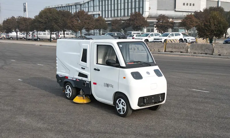 新能源小型洗掃車：環保與高效兼具的市政清潔之選