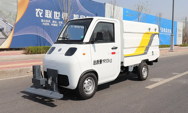 綠色智能新選擇：新能源路面養護車助力城市環衛提質升級