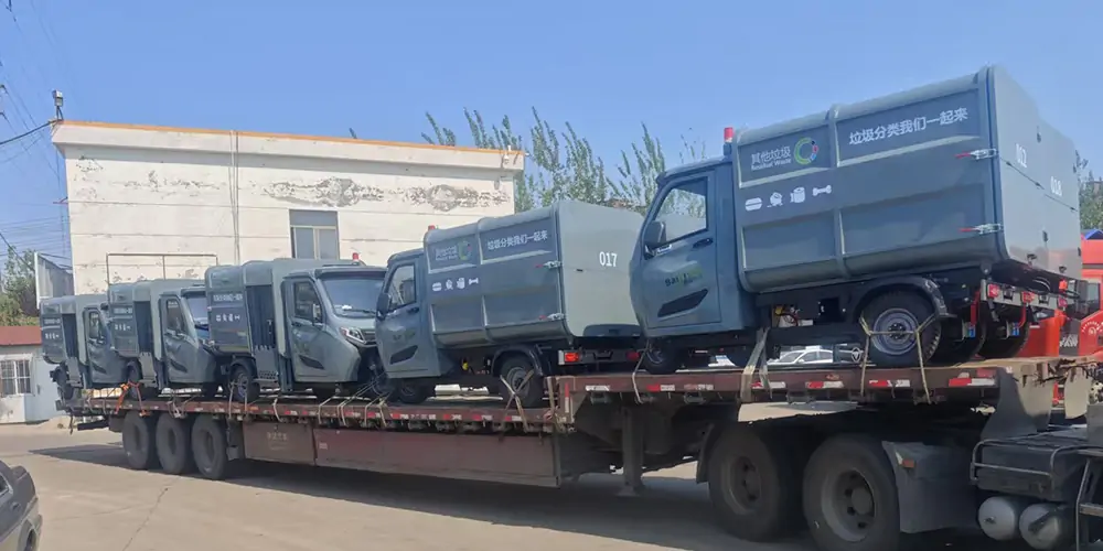 新能源側(cè)裝式垃圾清運車，側(cè)裝垃圾車，垃圾車，新能源垃圾車