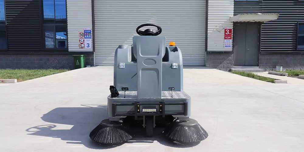 純電動清掃車，電動清掃車，小型電動掃地車，電動掃地車