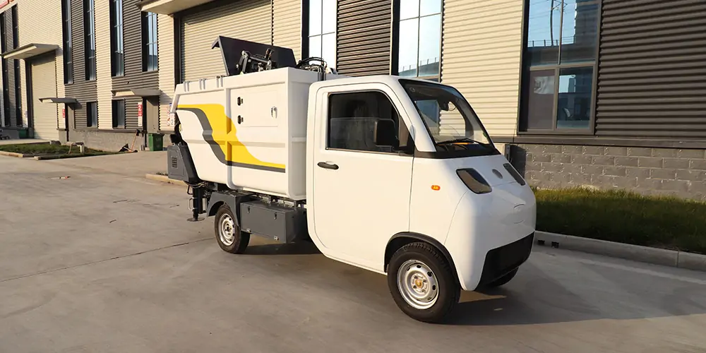 純電動后裝式垃圾車，后裝式垃圾車，垃圾車，電動垃圾車